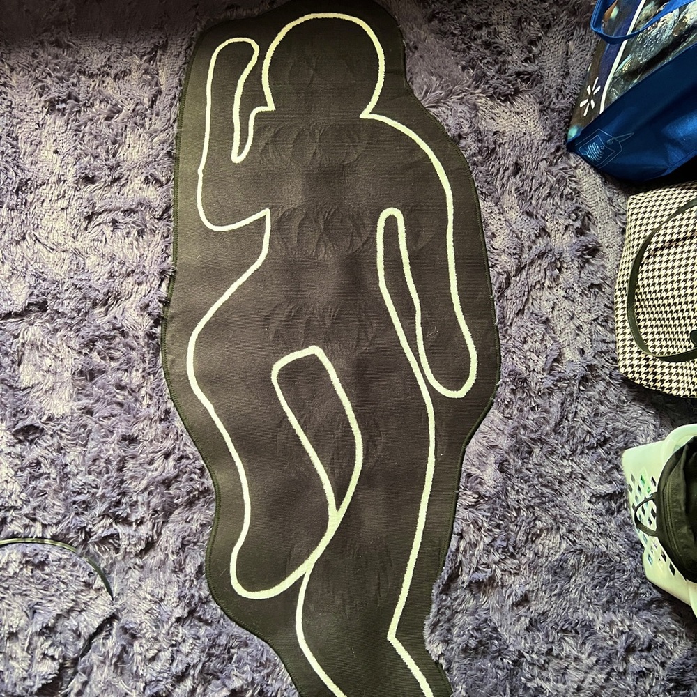 Black Silhouette Rug